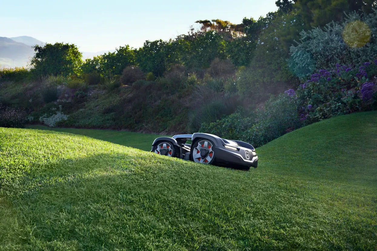 Husqvarna Automower 435 AWD- Up to .9 Acres (Wired) - Robo Maintain
