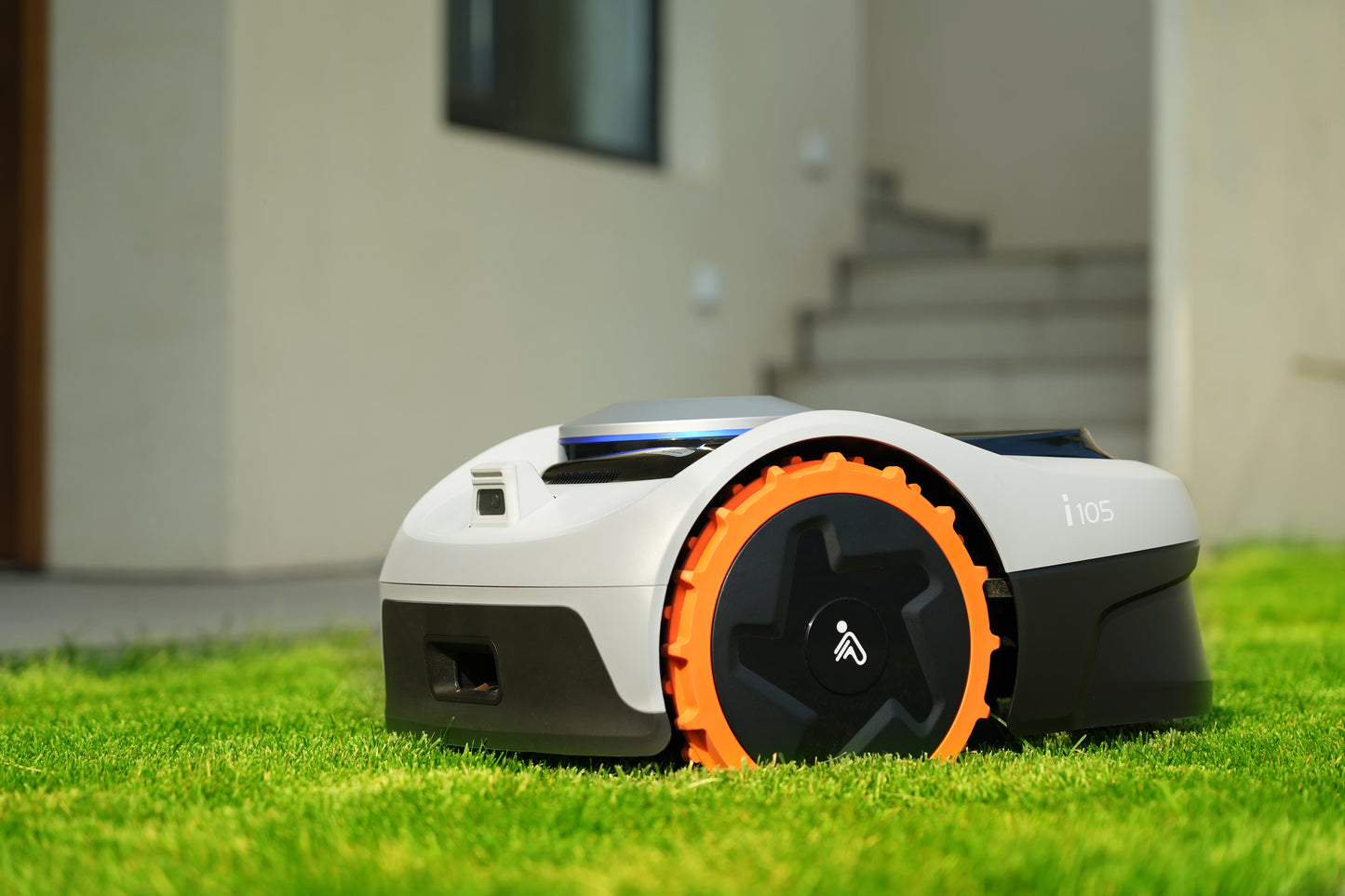 Segway Navimow i105N — Up to 1/8 Acre (Wire-Free GPS) - Robo Maintain